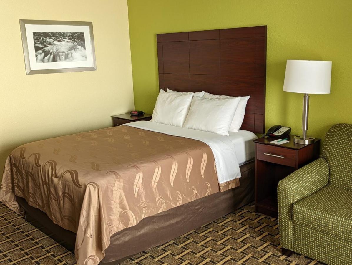 Quality Inn Чероки Экстерьер фото
