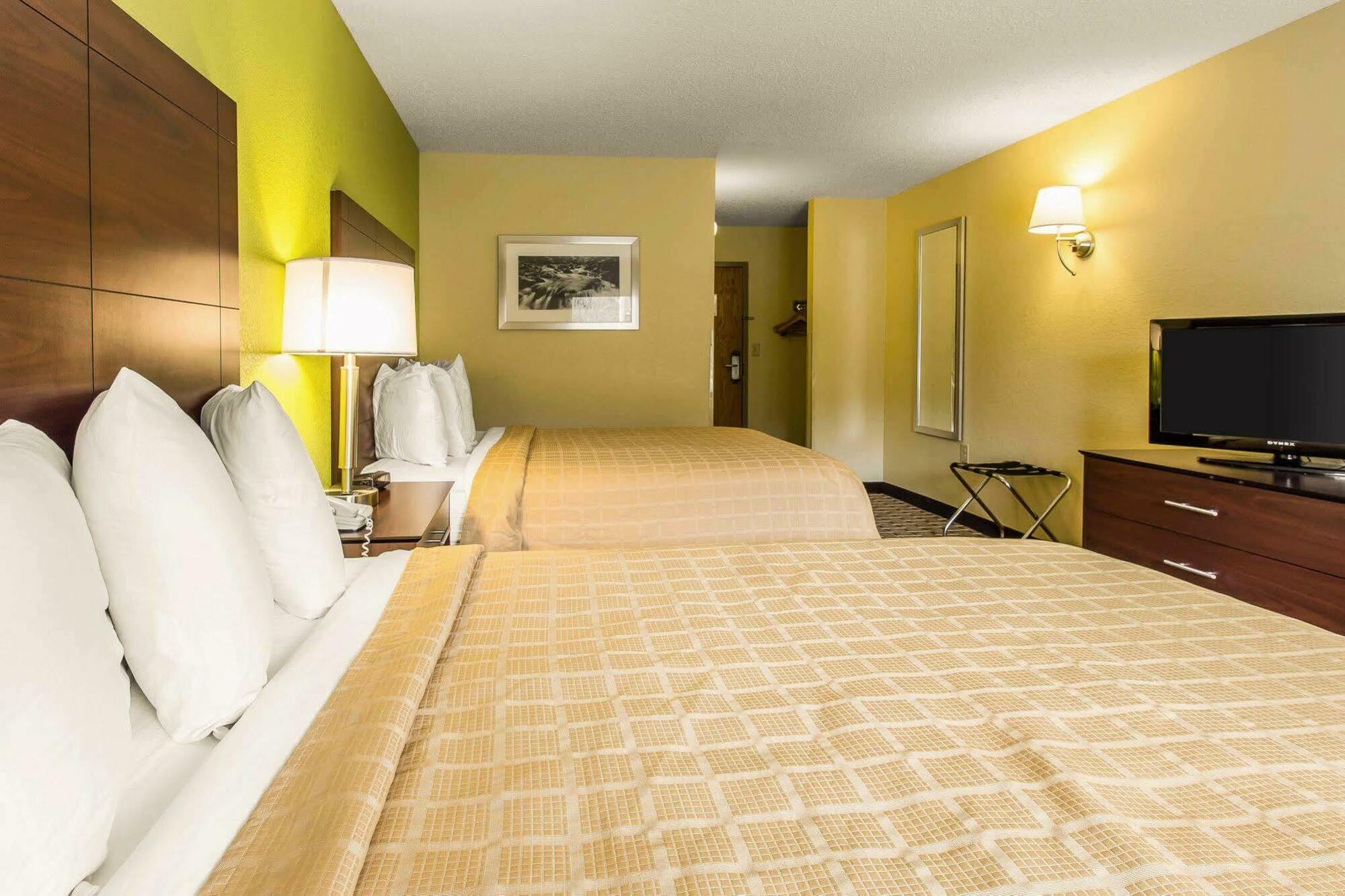 Quality Inn Чероки Экстерьер фото