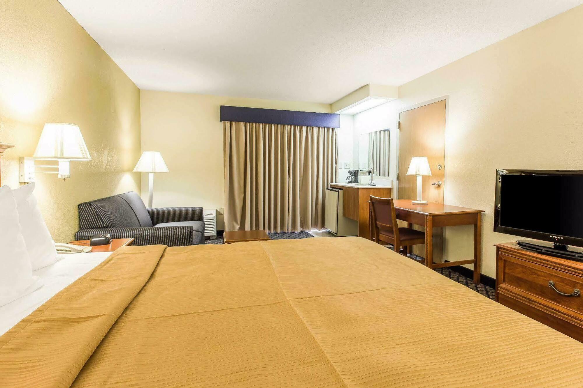 Quality Inn Чероки Экстерьер фото